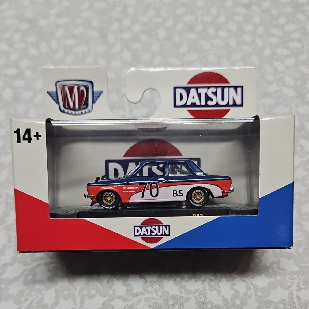M2 Machines 1970 Datsun 510 Premium Die-cast Car R82 23-79
